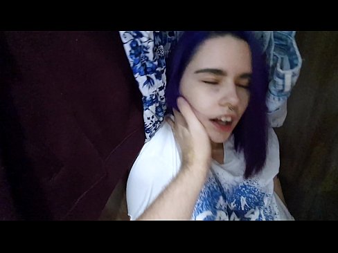 ❤️ Truvò a mo surella in l'armadiu è l'aiutò à cum ❌ Super porn à noi ☑